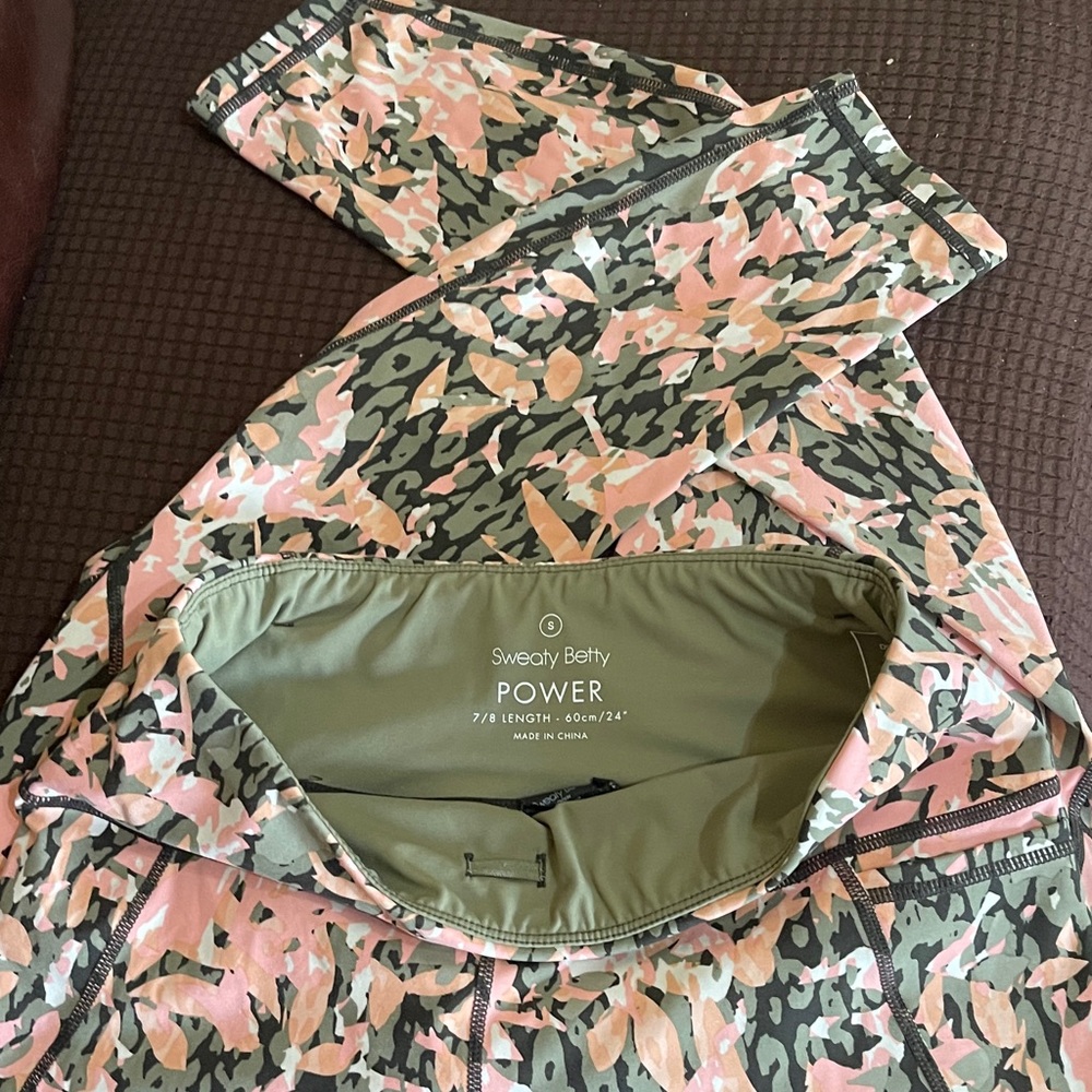 Sweaty Betty Pink and Green Camouflage Leggings